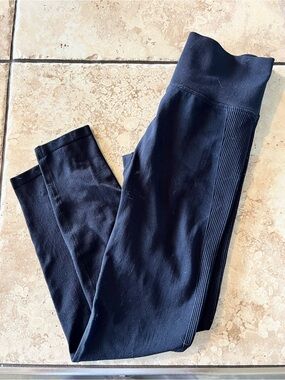 Women’s black workout leggings